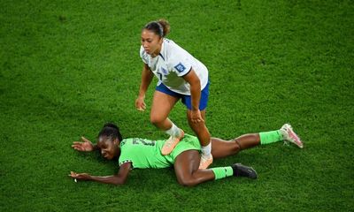 Chơi xấu đối thủ, ngôi sao đội tuyển nữ Anh có thể bị cấm thi đấu hết World Cup