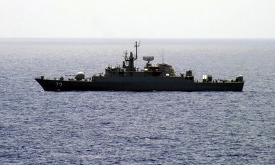 Iran điều chiến hạm đến Biển Đỏ sau vụ hải quân Mỹ bắn chìm tàu của Houthi