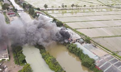 Cháy lớn tại kho xưởng tập kết nhựa 1.000m2 tại Bắc Ninh