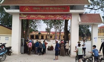 Vụ phụ huynh phản đối sáp nhập trường ở Thanh Hóa: Chỉ có 18 học sinh tới trường