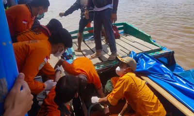 Chìm thuyền ở Indonesia: 11 người thiệt mạng, 9 người mất tích 