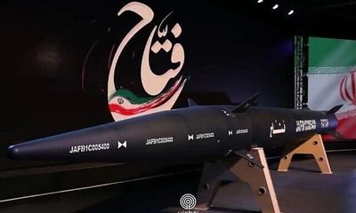 Iran công bố những hình ảnh đầu tiên về tên lửa siêu thanh 