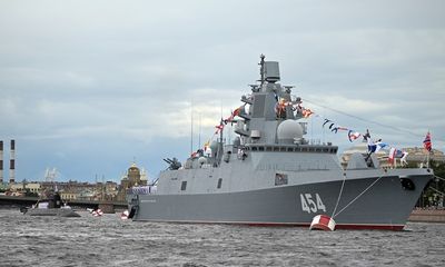 Tàu chiến Nga giải cứu hàng chục hành khách ngoài khơi Hy Lạp 