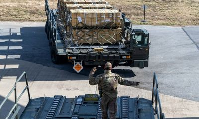 Ukraine nhận thêm bom chùm trong gói viện trợ 325 triệu USD từ Mỹ
