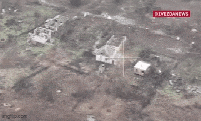 Nga tung video xe tăng khai hỏa, san bằng kho đạn Ukraine