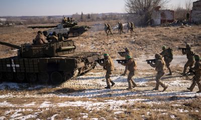 Lý do Ukraine gặp rủi ro lớn khi nhận xe tăng, lá chắn phòng không từ Mỹ