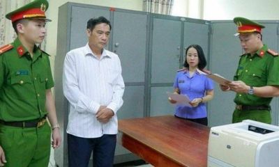 Hà Tĩnh: Khởi tố, bắt tạm giam cựu chủ tịch xã vì lạm quyền