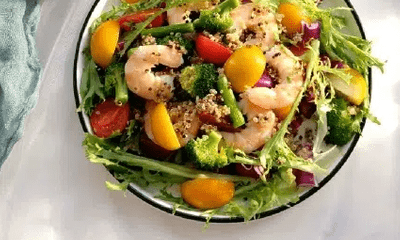 Công thức làm salad tôm rau củ giảm cân nhưng vẫn giàu dinh dưỡng