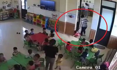 Đình chỉ cô giáo mầm non tát, đánh trẻ ngay trong lớp ở Ninh Bình