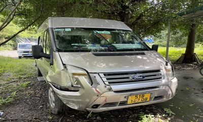 Lâm Đồng: Phát hiện một người đàn ông tử vong trong ô tô 16 chỗ