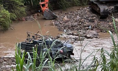 Khắc phục sự cố vụ xe jeep bị lũ cuốn trôi, 4 du khách Hàn Quốc tử nạn tại Khu du lịch Làng Cù Lần