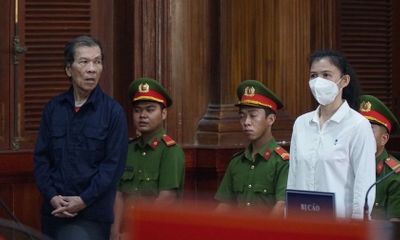 Tòa tuyên phạt bị cáo Đặng Thị Hàn Ni 18 tháng tù, Trần Văn Sỹ 24 tháng tù