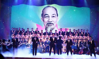 600 đại biểu, văn nghệ sĩ dự 'Hội nghị Diên Hồng' của ngành văn hóa