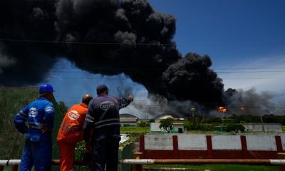 Cuba kêu gọi các nước hỗ trợ dập tắt vụ cháy kho dầu thô trong khu công nghiệp