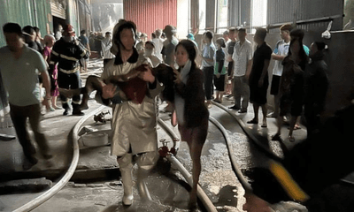 Vụ cháy xưởng chăn đệm, 3 mẹ con tử vong ở Hà Nội: Công an làm việc với 2 người thợ hàn xì