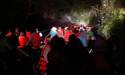 Xôn xao thông tin du khách mắc kẹt ở Tràng An đến nửa đêm: Sở Du lịch tỉnh Ninh Bình lên tiếng