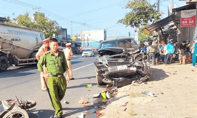 Tin tức tai nạn giao thông mới nhất ngày 9/3: Xe bán tải tông trực diện xe máy, 3 người thương vong ở Lâm Đồng