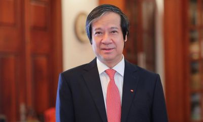 Bộ trưởng GD&ĐT Nguyễn Kim Sơn bị mạo danh trên Facebook