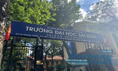 Trường ĐH Sài Gòn: Giá trị mua sắm chênh lệch tăng 30% so với nhập khẩu có đảm bảo mục tiêu đấu thầu?