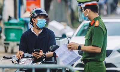 Hà Nội: Người chưa có giấy đi đường theo quy định mới chưa bị xử phạt