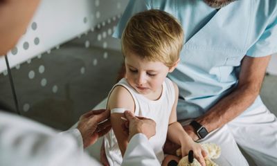 Vaccine Pfizer cho trẻ dưới 12 tuổi: Cha mẹ cần biết điều gì?