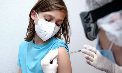 Hơn 60% phụ huynh được khảo sát đồng ý tiêm vaccine ngừa COVID-19 cho trẻ 5-11 tuổi