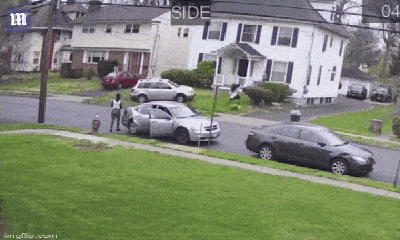 Cô gái bị “ô tô điên” đâm liên tiếp ngay giữa phố, video ghi lại sự việc gây sốc