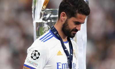 Thêm một ngôi sao rời Real Madrid sau chức vô địch Champions League