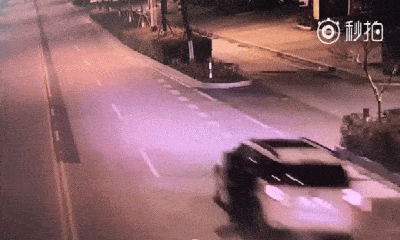 Video: Dở khóc dở cười chuyện vợ “đánh rơi” chồng say rượu trên đường cao tốc