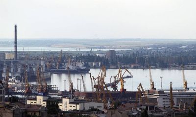 Ukraine tố Nga không kích cảng Odessa