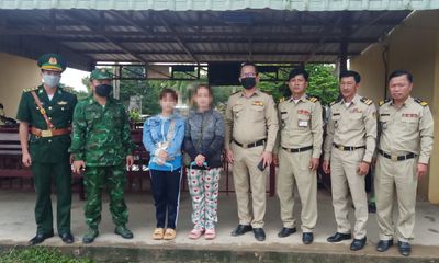 An ninh - Hình sự - Giải cứu 2 mẹ con bị lừa sang Campuchia