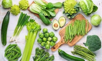 6 tác hại không ngờ của việc ăn quá nhiều rau xanh