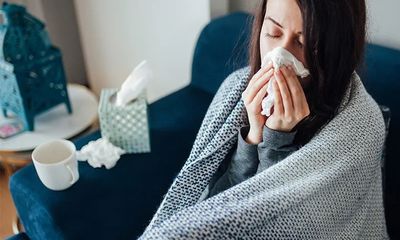Bác sĩ chỉ ra 2 sai lầm của người dân khi mắc cúm