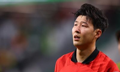 World Cup 2022: Son Heung-min xin lỗi người hâm mộ sau trận thua 2-3 trước Ghana