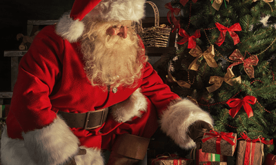 Hé lộ lý do ông già Noel mặc đồ màu đỏ đi phát quà đêm Giáng sinh