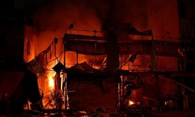 Hà Nội: Cửa hàng sửa chữa xe máy cháy lớn sau tiếng nổ, 3 người bị thương