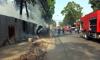 Cháy bãi rác tự phát ở Đồng Nai, hơn 200 hộ dân mất điện