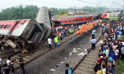 Tin thế giới - Ấn Độ điều tra nguyên nhân vụ tai nạn tàu hỏa khiến gần 300 người thiệt mạng