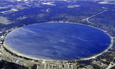 Có gì đặc biệt ở hồ tự nhiên tròn nhất thế giới, mực nước gần như không đổi trong hàng thế kỷ?