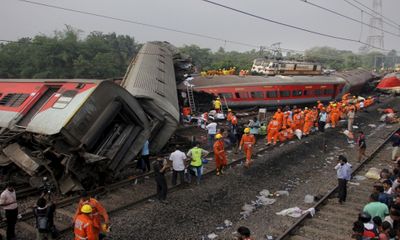 Ấn Độ công bố nguyên nhân vụ tai nạn đường sắt khiến 288 người thiệt mạng