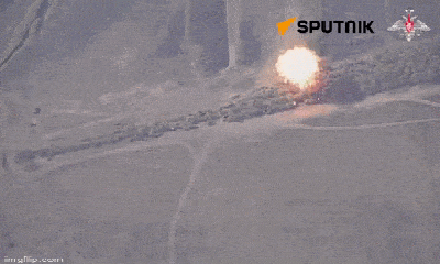 Video: Nga phóng tên lửa phá hủy xe bọc thép, đạn dược của Ukraine