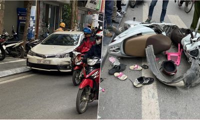 Hà Nội: Ô tô bất ngờ lao nhanh sang đường ngược chiều, tông gia đình 5 người đi xe máy