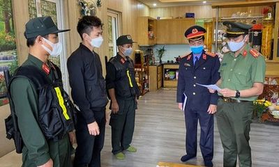 Bắt 2 giám đốc hãng taxi liên quan vụ tham ô tại Cảng hàng không quốc tế Phú Bài