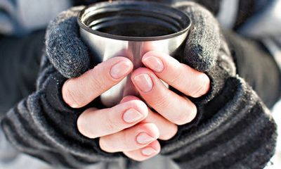 Chăm sóc móng tay cho mùa đông thế nào mới đúng cách