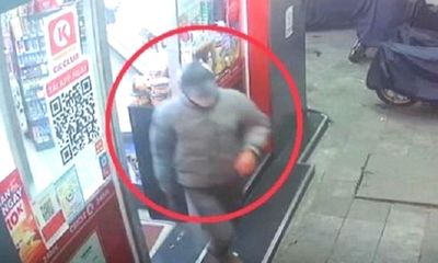 Hà Nội: Truy tìm đối tượng dùng dao đe dọa nhân viên cửa hàng Circle K