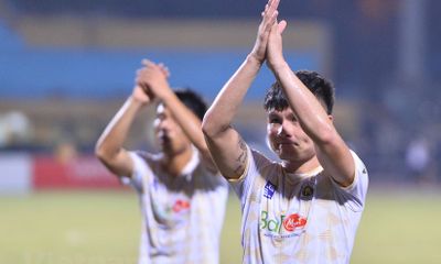 Quang Hải xúc động chia sẻ sau trận đấu chia tay V.League