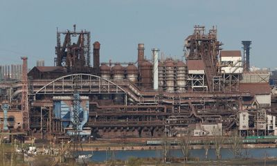 Ukraine tố Nga tiếp tục tấn công nhà máy thép Azovstal tại Mariupol