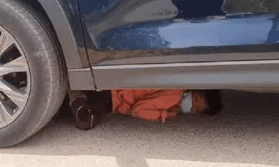 Cô gái cố thủ dưới gầm xe ăn vạ khiến tài xế bất lực, dân mạng cảnh báo hình thức 