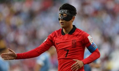 Cộng đồng mạng - World Cup 2022: Chiếc mặt nạn đen của Son Heung-min tạo cơn sốt tại Hàn Quốc