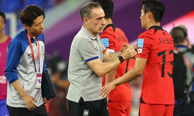 World Cup 2022: HLV Hàn Quốc từ chức ngay sau trận thua Brazil